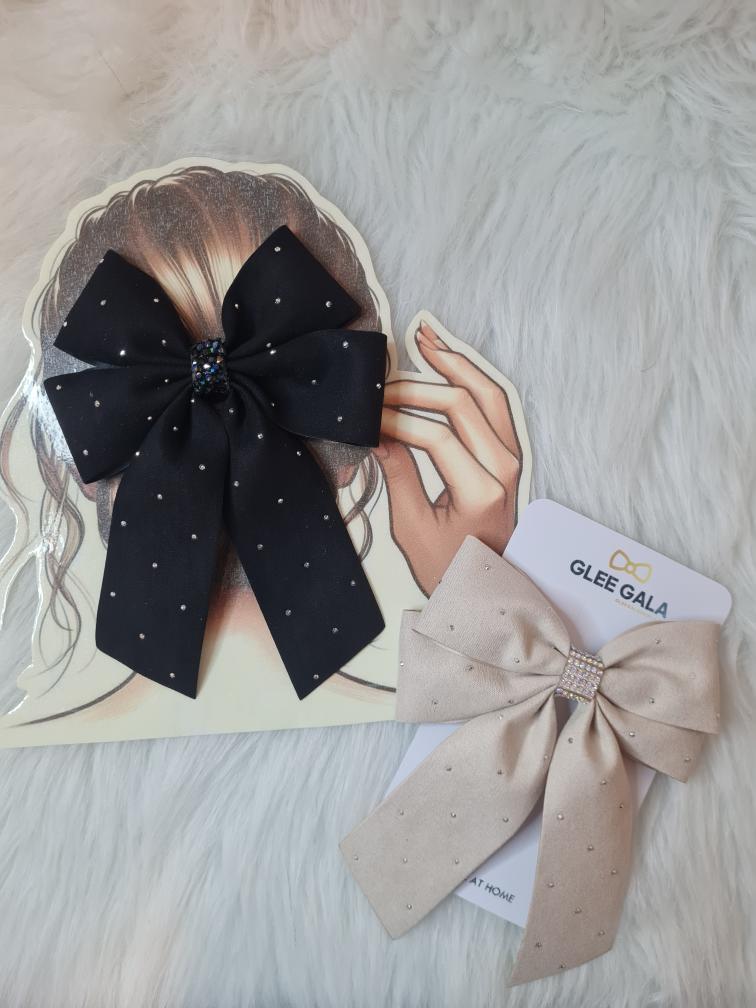 Glee Gala Shop bow details